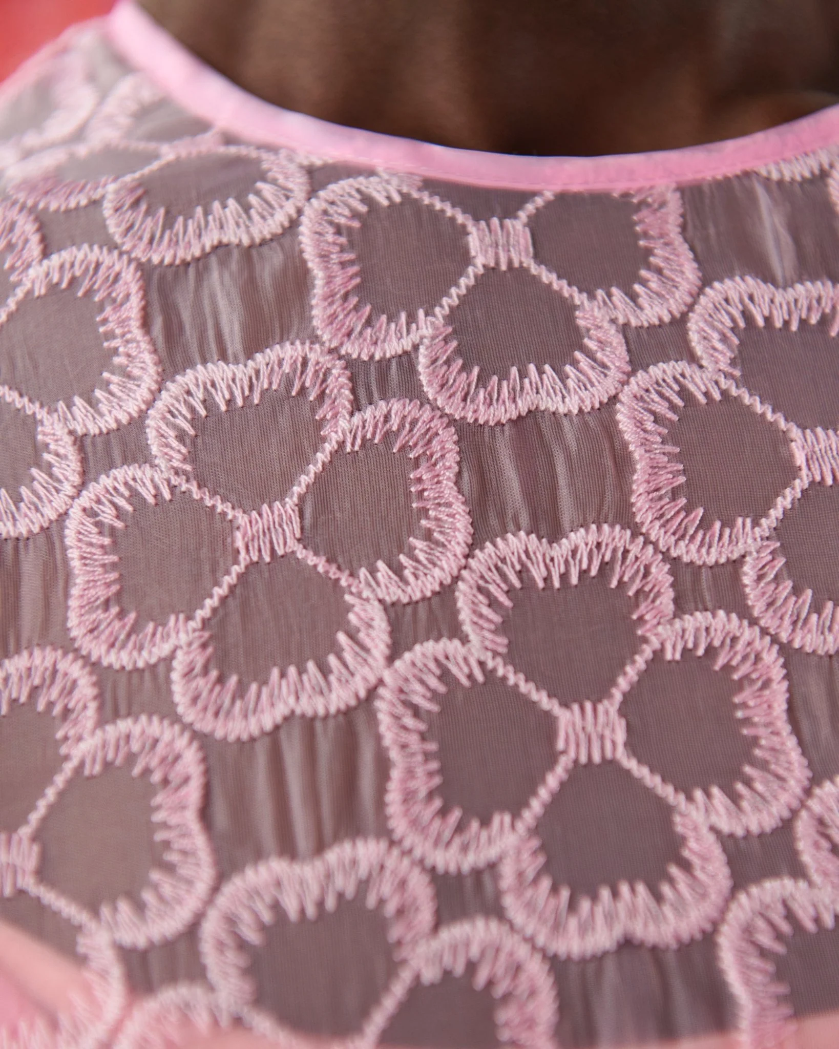 Auri Dress Pink - Image 7