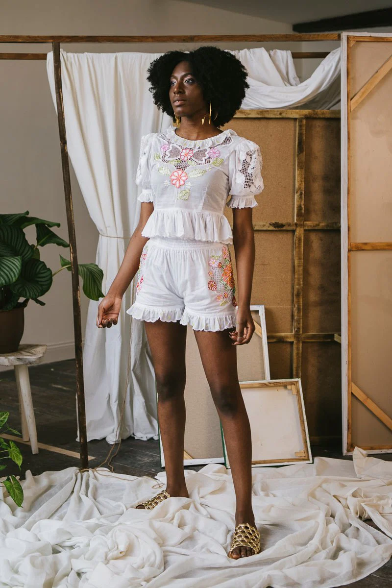 Calatea Top White